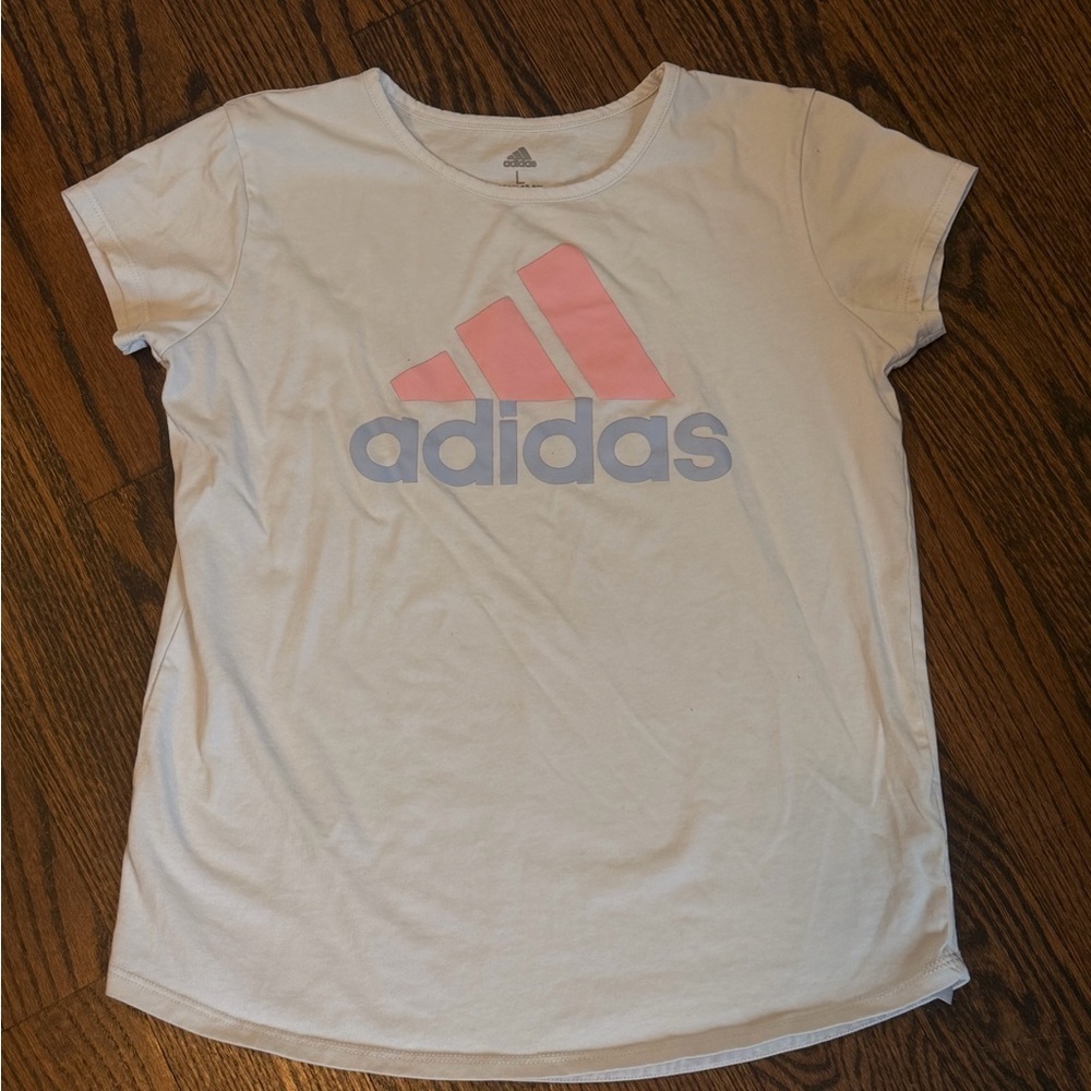 ❤️ 2 for $10!!’❤️ Adidas Kids' Cream Tee with Pink and Gray Logo